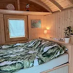 Roulotte „couleur“ 木屋 康顿