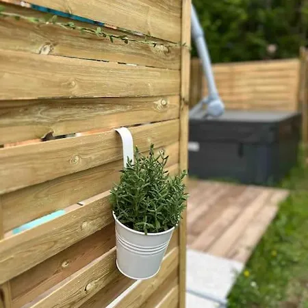 Roulotte „couleur“ בקתה *