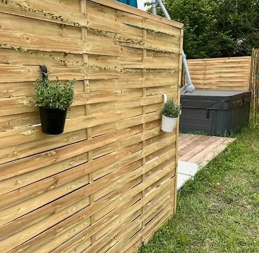 Roulotte „couleur“ Dağ evi Condom